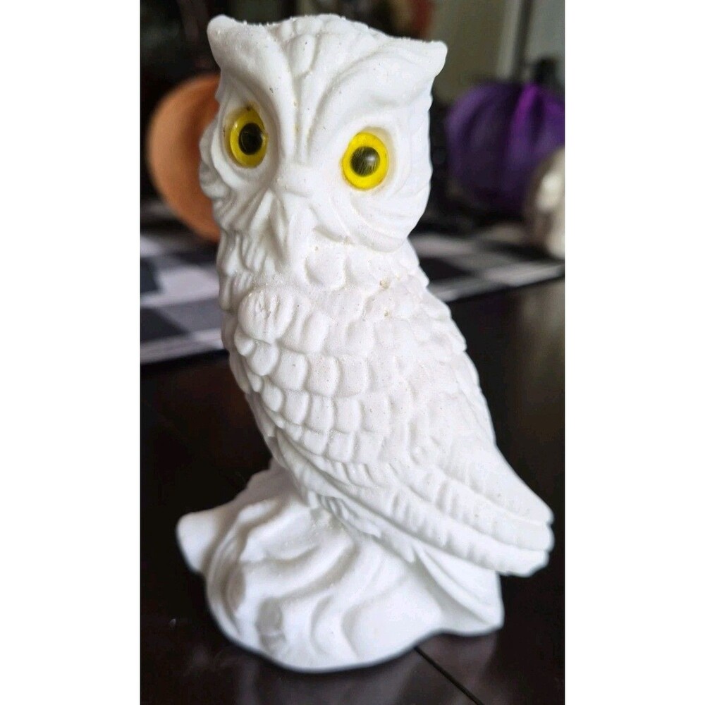 Vintage Mid Century Italian Carved Alabaster Owl Yellow Glass Eyes 5 Inches